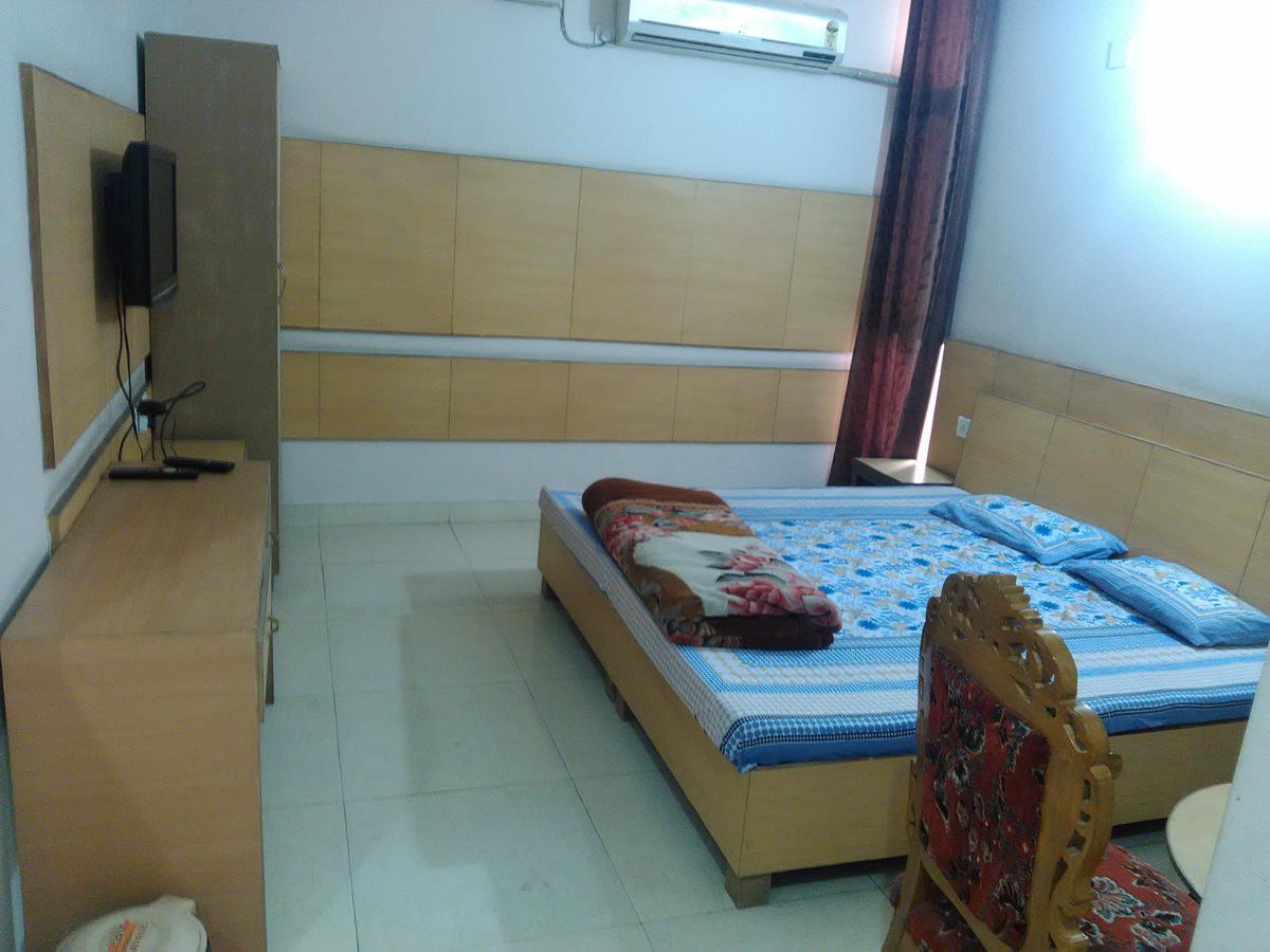 Hoshiarpur Hotel Palace المظهر الخارجي الصورة