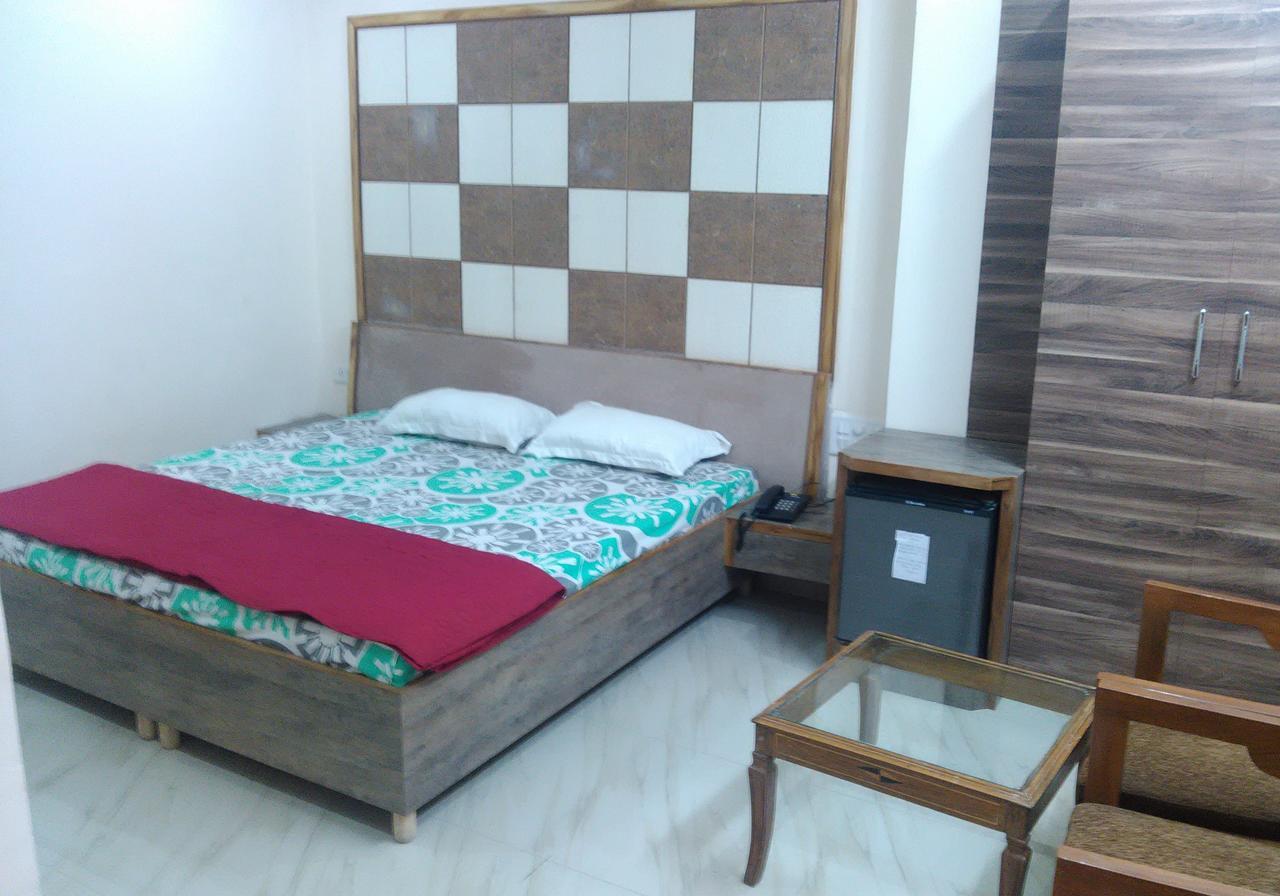 Hoshiarpur Hotel Palace المظهر الخارجي الصورة