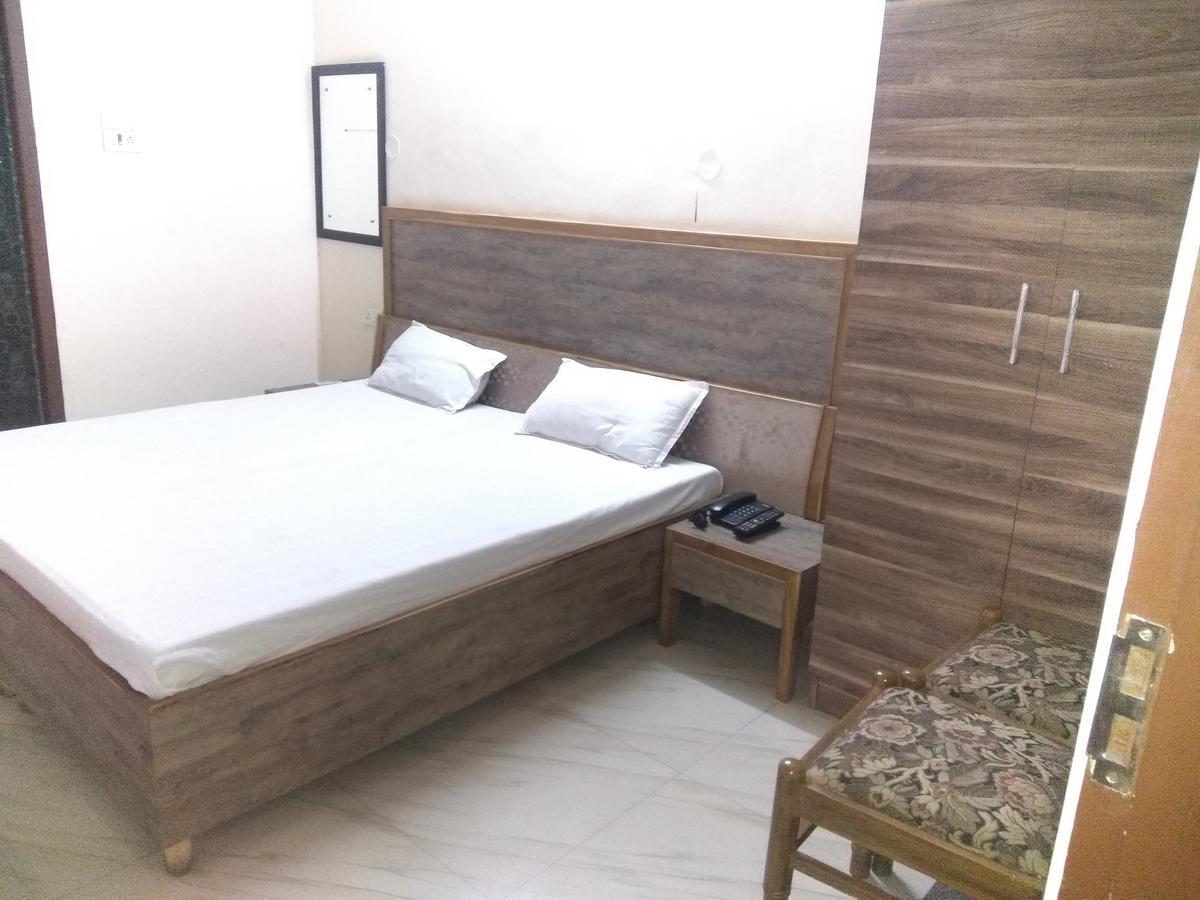 Hoshiarpur Hotel Palace المظهر الخارجي الصورة